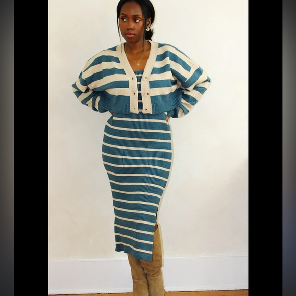 Mable Sweaters - Mable Cream and Teal Cropped Cardigan Tank Dress Set Size Medium